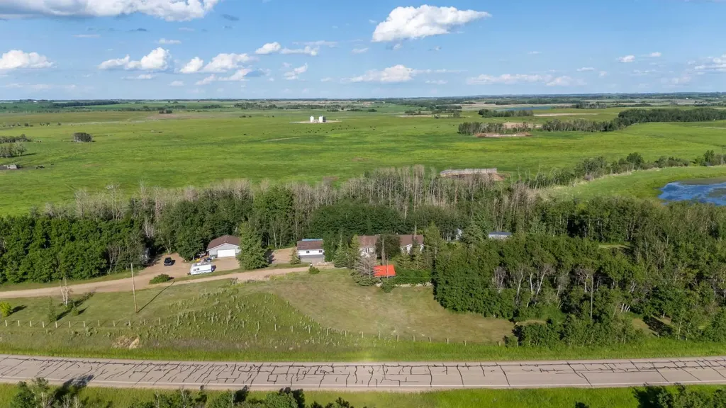 484063 Range Road 20 Rural Vermilion River County Of AB T9V 3B5