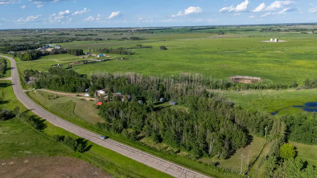 484063 Range Road 20 Rural Vermilion River County Of AB T9V 3B5