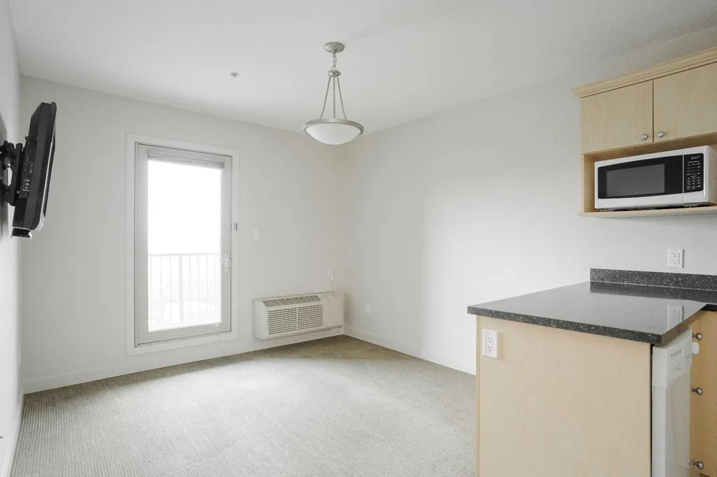 8528 Manning Avenue Fort Mcmurray AB T9H 5G2