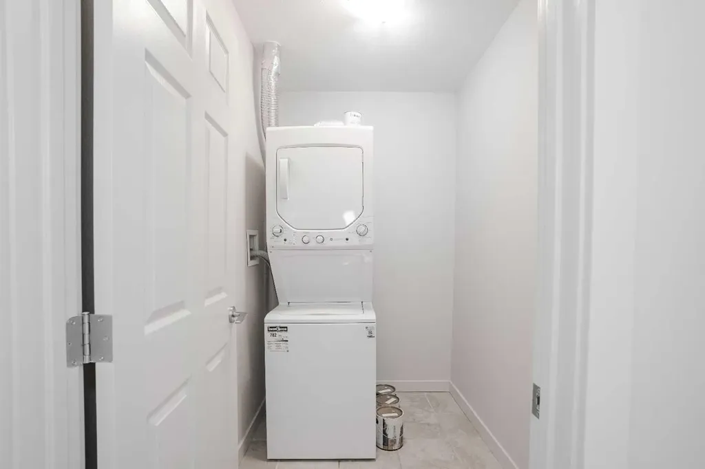 8528 Manning Avenue Fort Mcmurray AB T9H 5G2