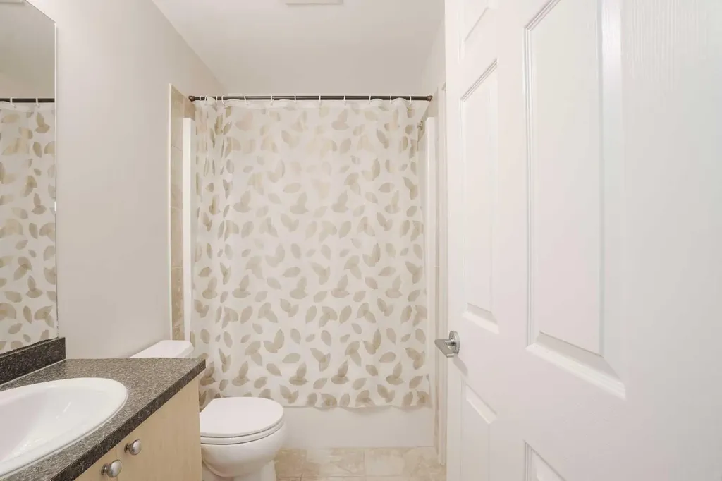 8528 Manning Avenue Fort Mcmurray AB T9H 5G2