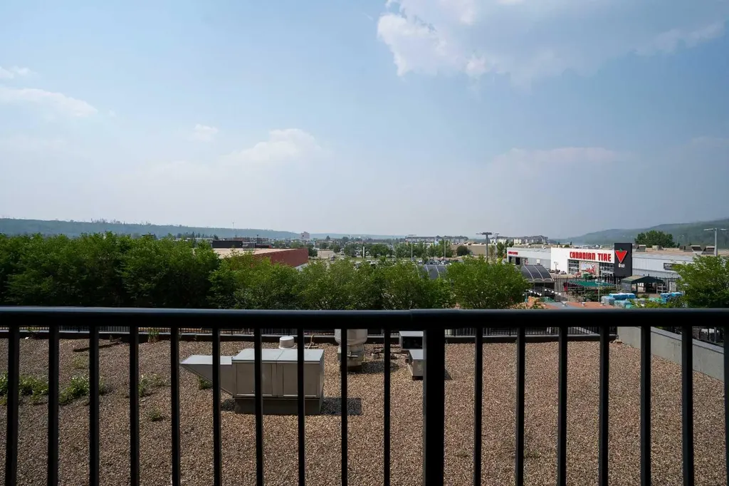 8528 Manning Avenue Fort Mcmurray AB T9H 5G2