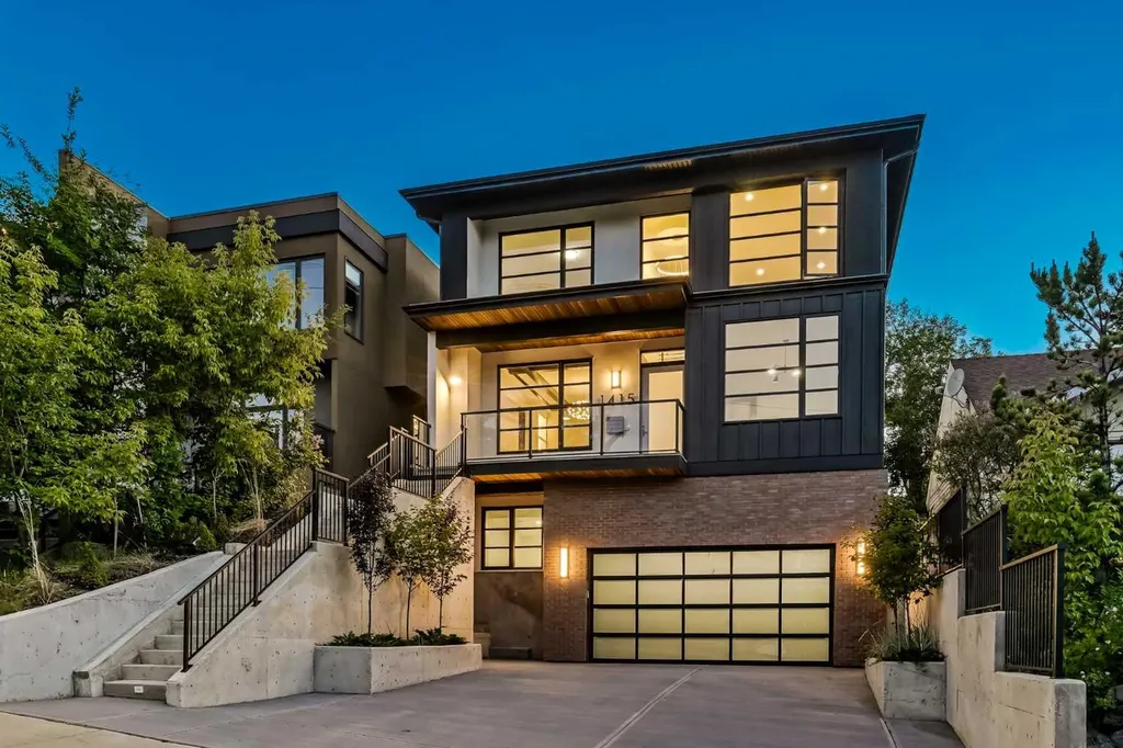 1415 24 Street SW Calgary AB T3C 1H9