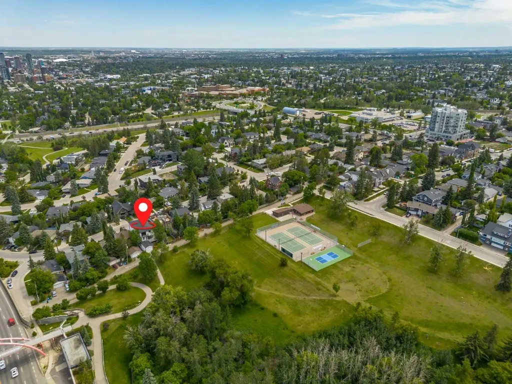 1415 24 Street SW Calgary AB T3C 1H9