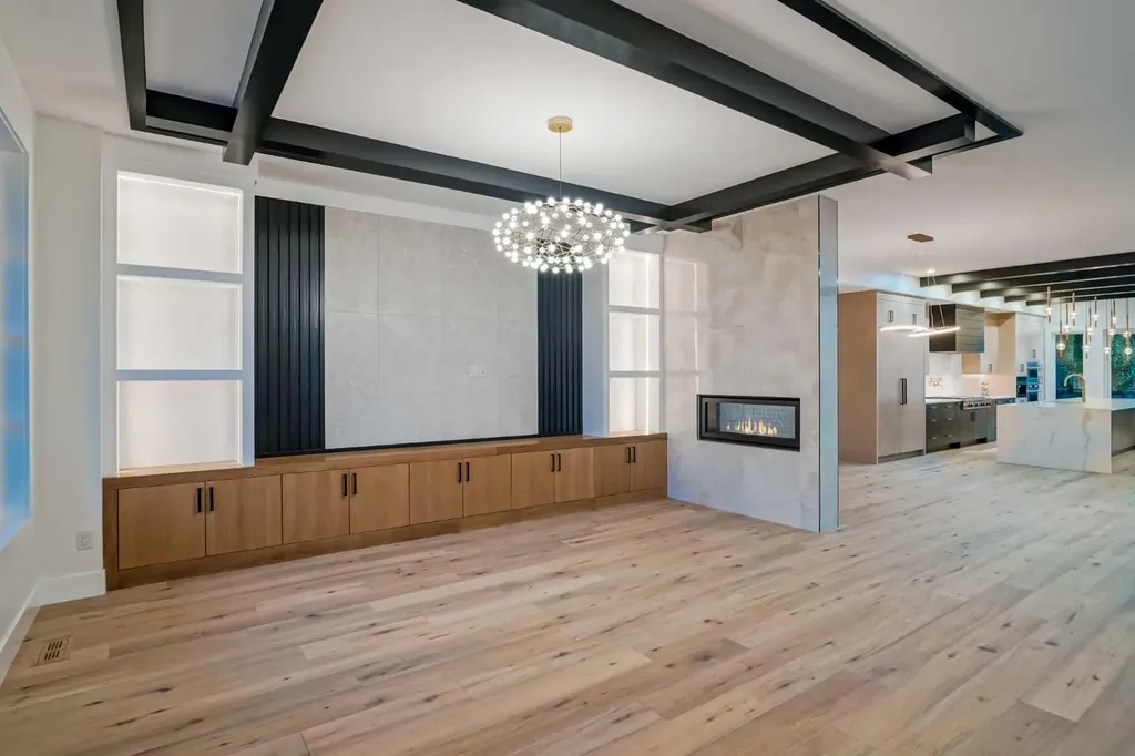 1415 24 Street SW Calgary AB T3C 1H9