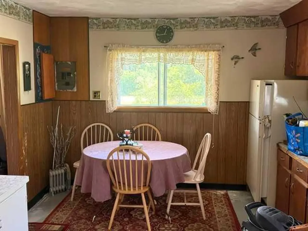 155 7 Street Drumheller AB T0J 1B0