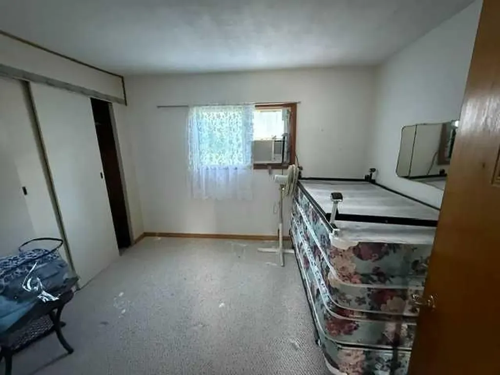 155 7 Street Drumheller AB T0J 1B0