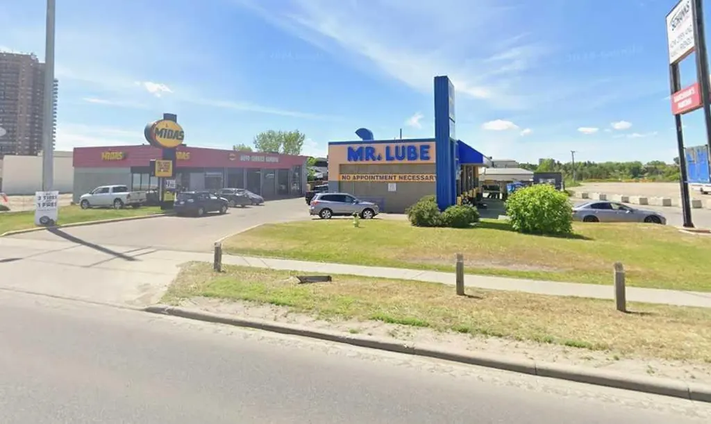 9623 Macleod Trail SW Calgary AB T2J 0P6