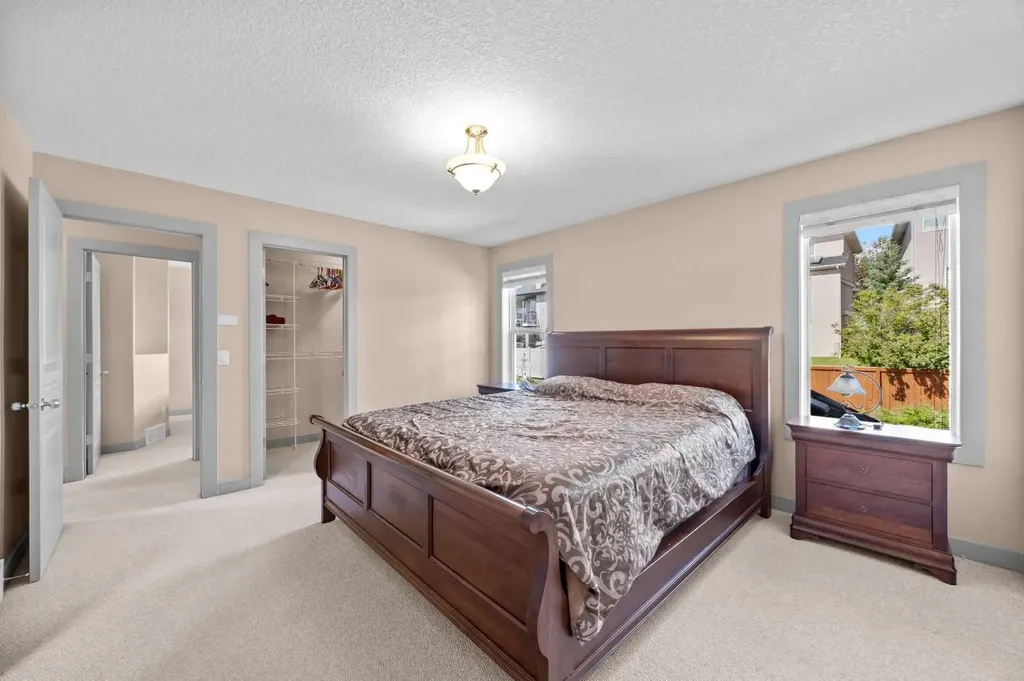 139 Tuscany Ridge Close NW Calgary AB T3L 2K6