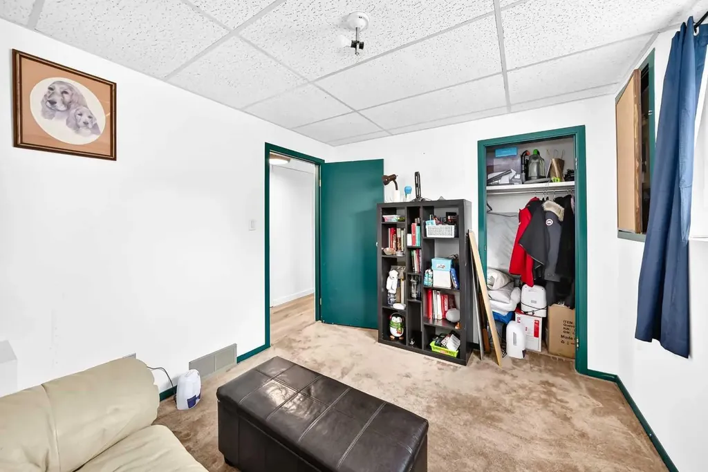 5328 38 Street Innisfail AB T4G 1E8