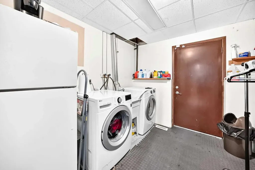 5328 38 Street Innisfail AB T4G 1E8
