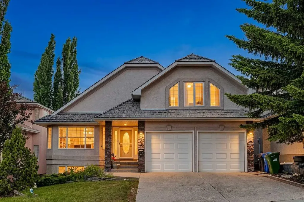 166 Scenic Ridge Crescent NW Calgary AB T3L 1V7