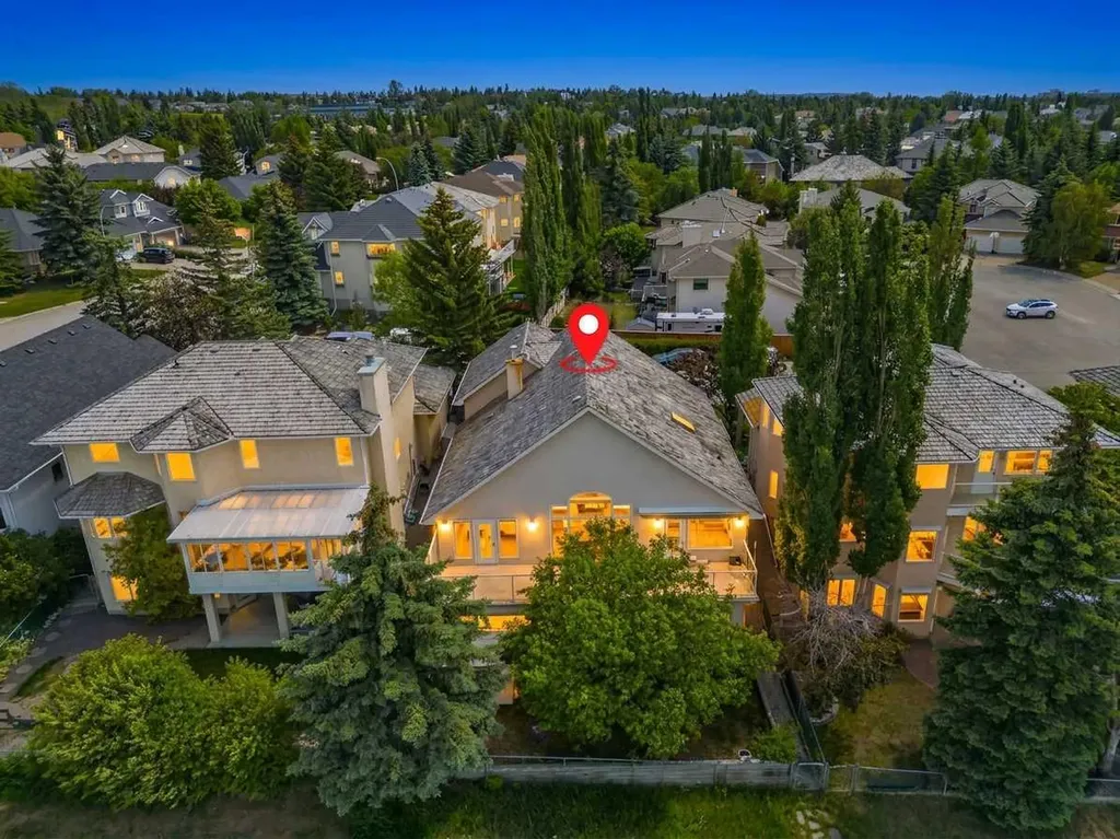 166 Scenic Ridge Crescent NW Calgary AB T3L 1V7