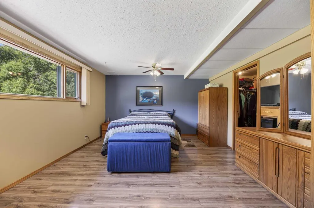28224 Township Road 334 Rural Mountain View County AB T0M0K0