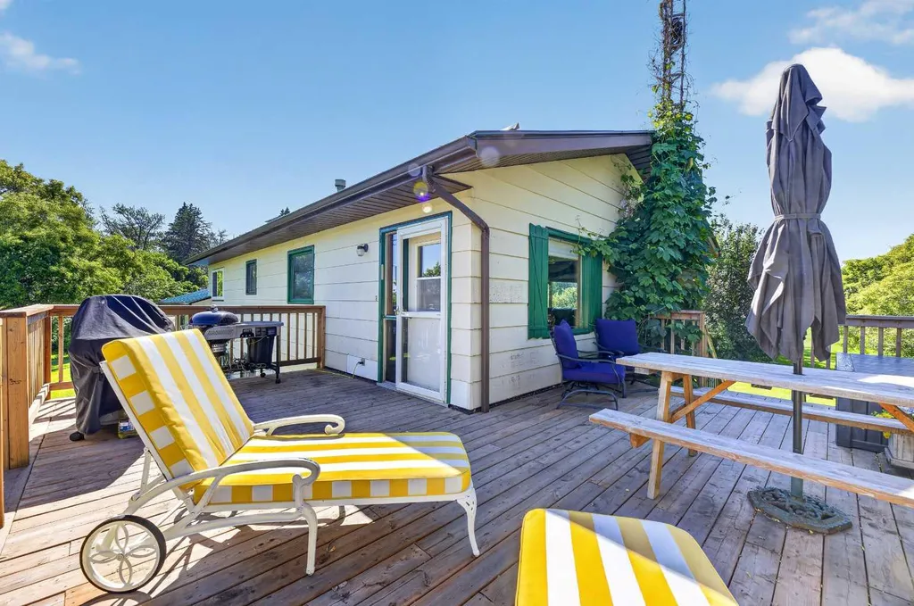 28224 Township Road 334 Rural Mountain View County AB T0M0K0
