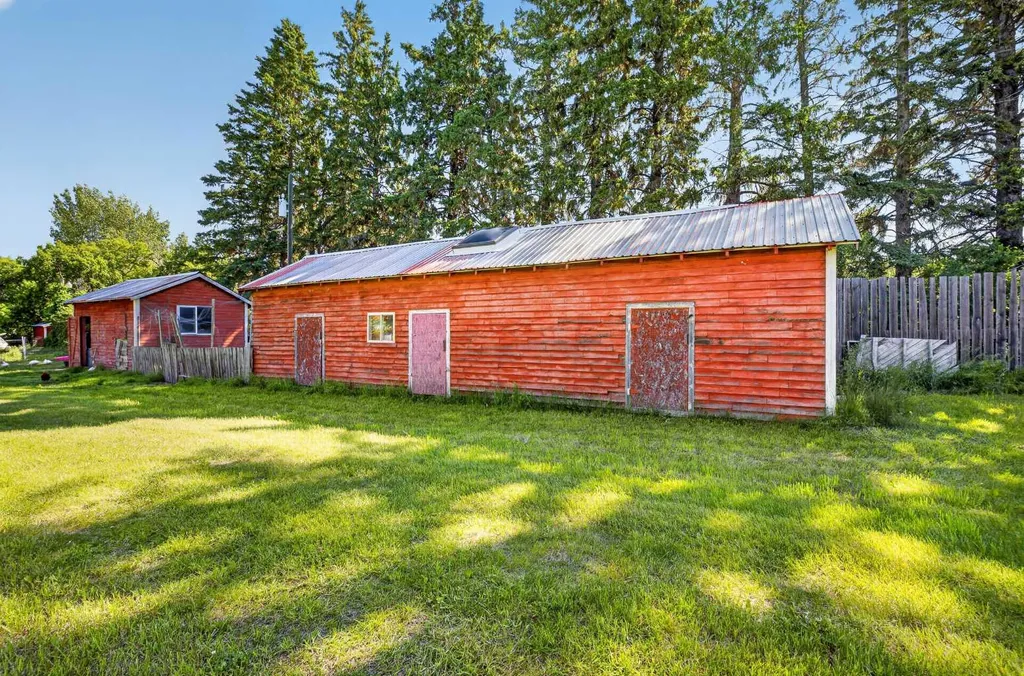 28224 Township Road 334 Rural Mountain View County AB T0M0K0