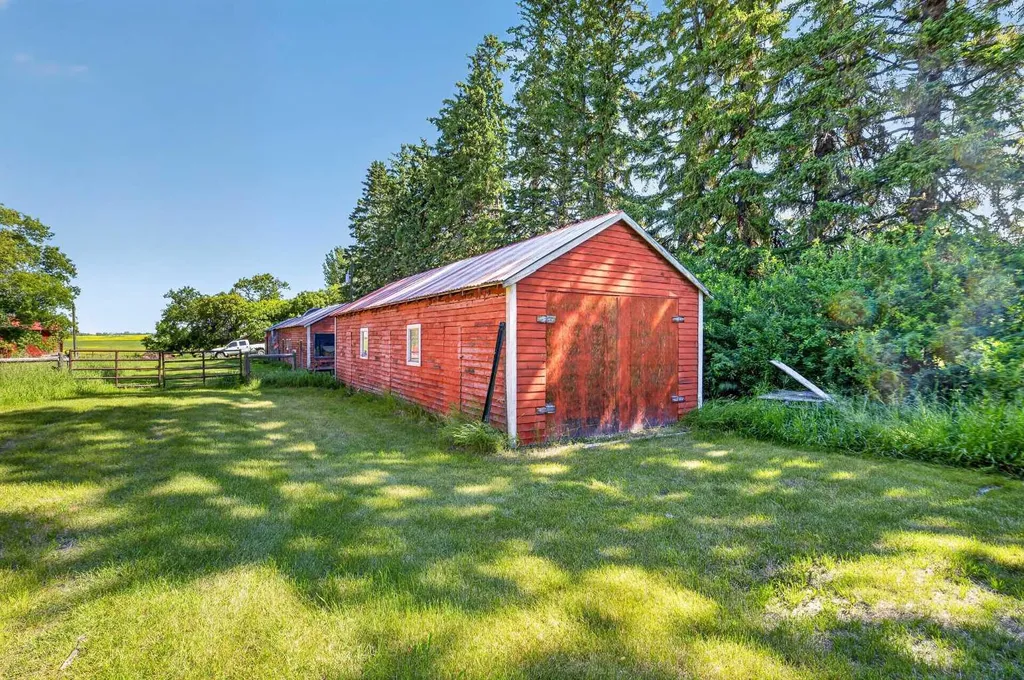 28224 Township Road 334 Rural Mountain View County AB T0M0K0