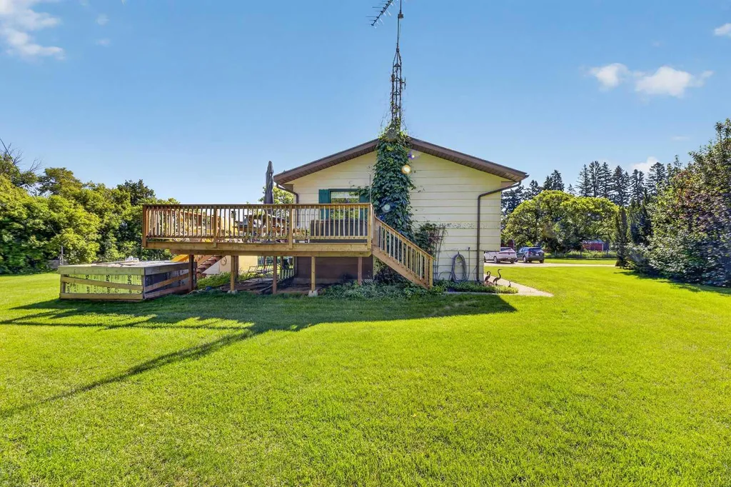 28224 Township Road 334 Rural Mountain View County AB T0M0K0
