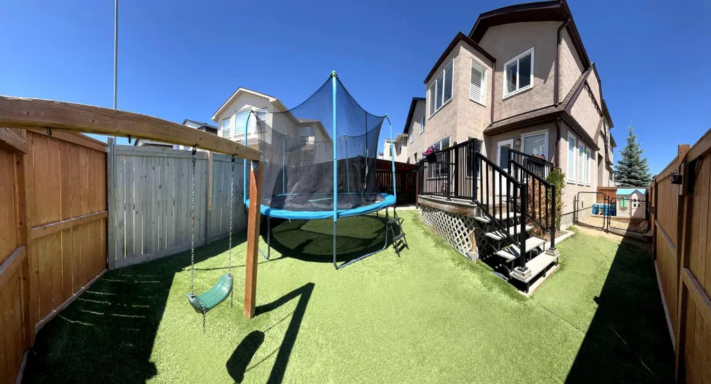 5 Covecreek Mews NE Calgary AB T3K0V8