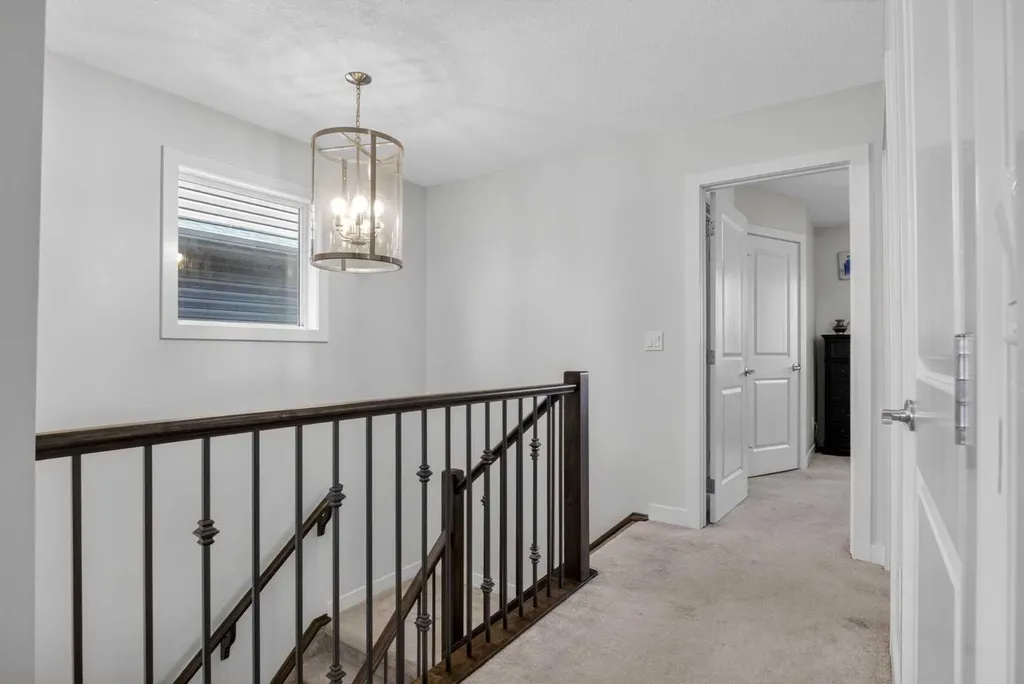 77 Saddlestone Place NE Calgary AB T3J 0Z6