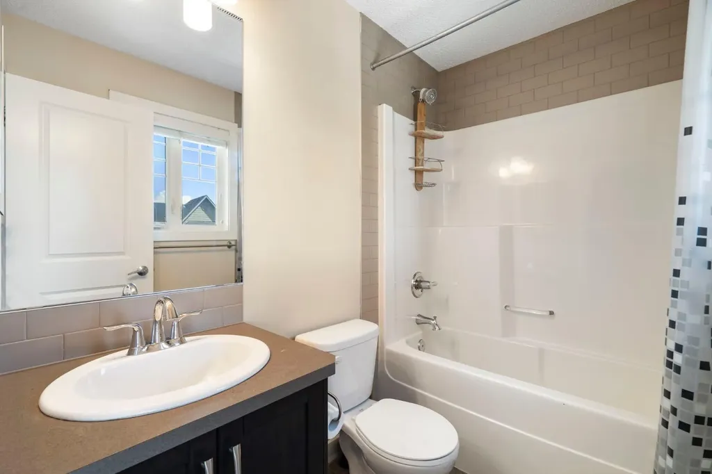 144 Auburn Meadows Place SE Calgary AB T3M 2H6