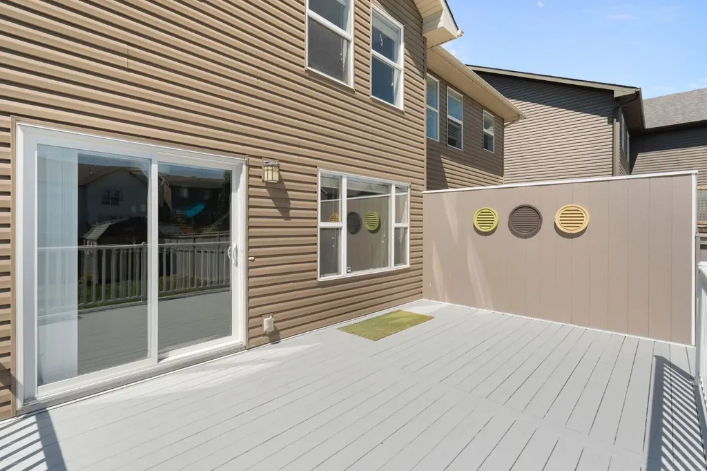 144 Auburn Meadows Place SE Calgary AB T3M 2H6