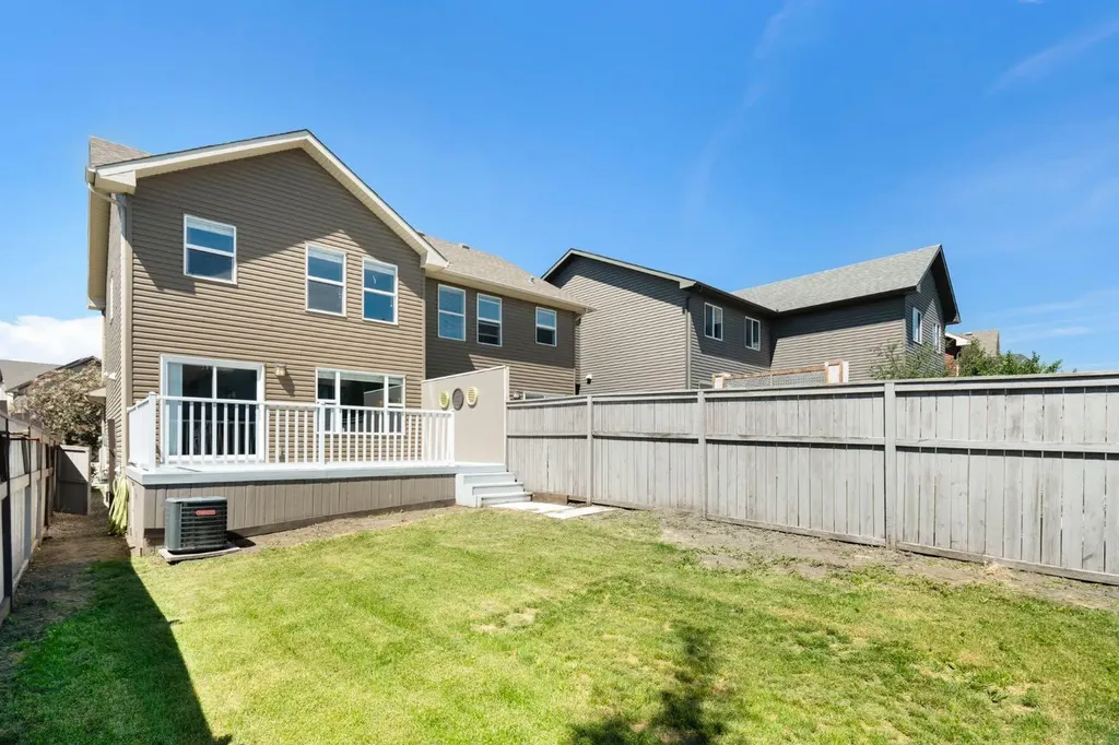 144 Auburn Meadows Place SE Calgary AB T3M 2H6