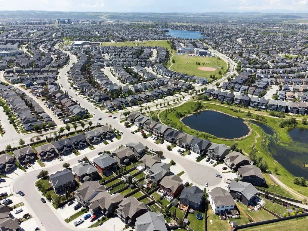 144 Auburn Meadows Place SE Calgary AB T3M 2H6