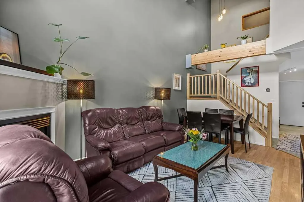 512 Bow Valley Trail Canmore AB T1W 1B6