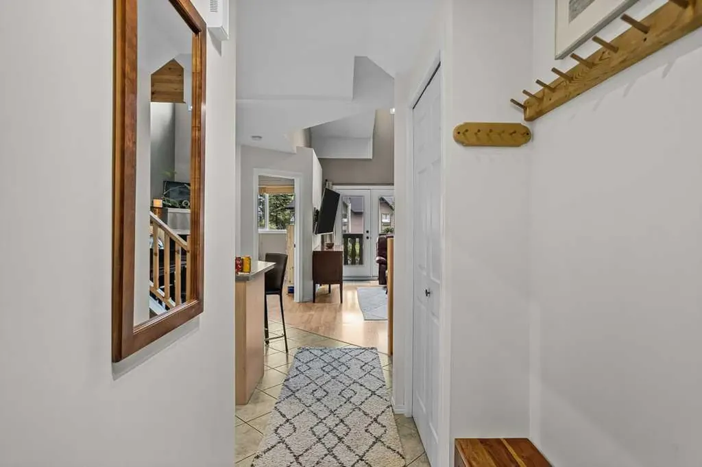 512 Bow Valley Trail Canmore AB T1W 1B6
