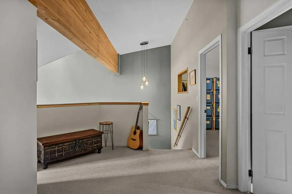 512 Bow Valley Trail Canmore AB T1W 1B6