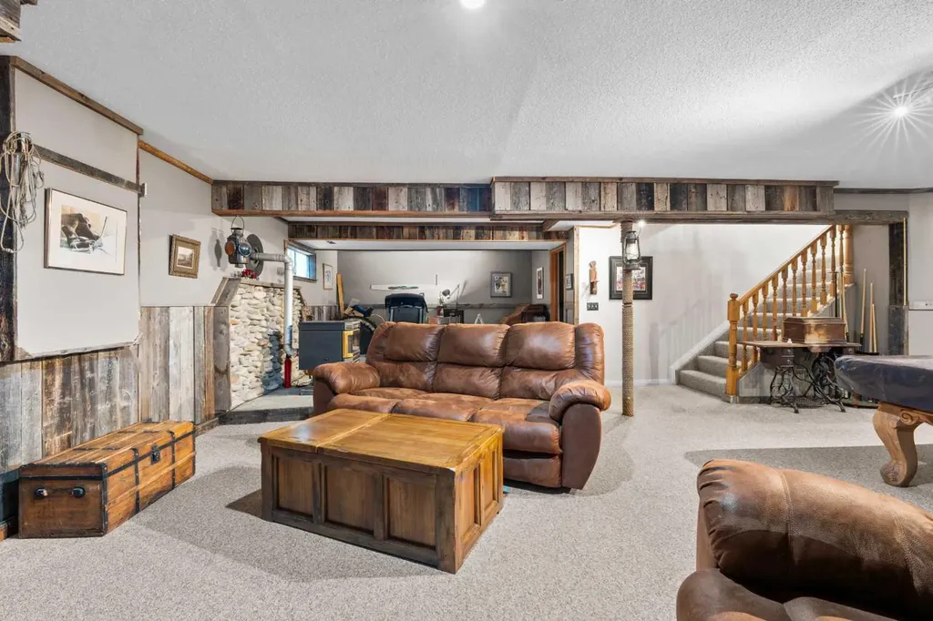 87 Manyhorses Drive Rural Rocky View County AB T3Z 1A1