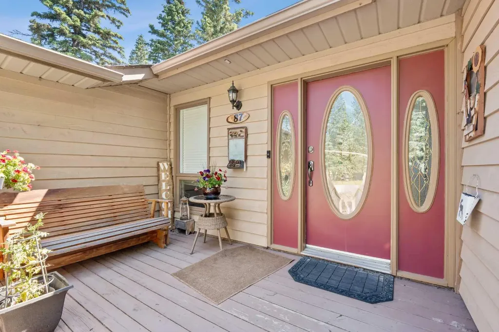87 Manyhorses Drive Rural Rocky View County AB T3Z 1A1