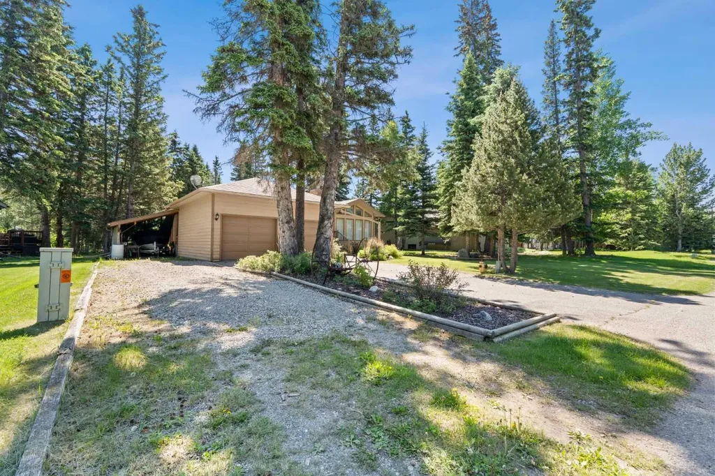 87 Manyhorses Drive Rural Rocky View County AB T3Z 1A1