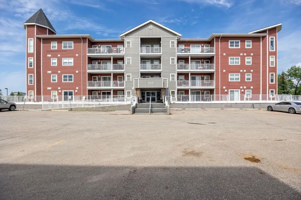 253 Gregoire Drive Fort Mcmurray AB T9H 4G7