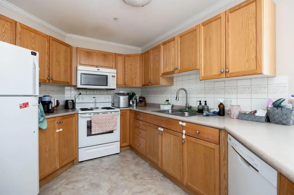 253 Gregoire Drive Fort Mcmurray AB T9H 4G7