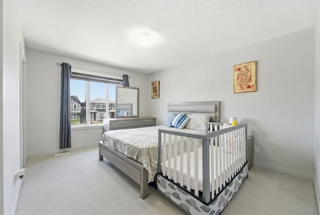 9060 52 Street NE Calgary AB T3J 0V7