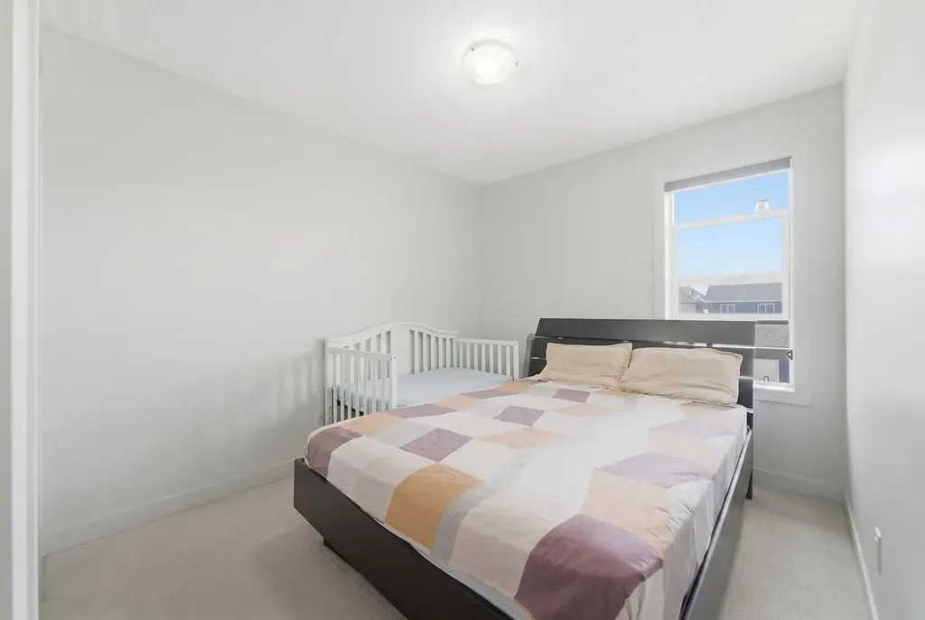 9060 52 Street NE Calgary AB T3J 0V7