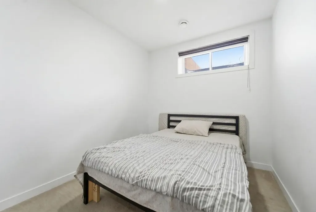 9060 52 Street NE Calgary AB T3J 0V7