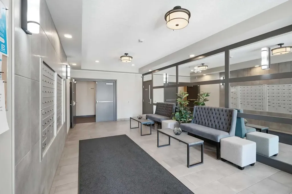 8530 8a Avenue SW Calgary AB T3H 6A7