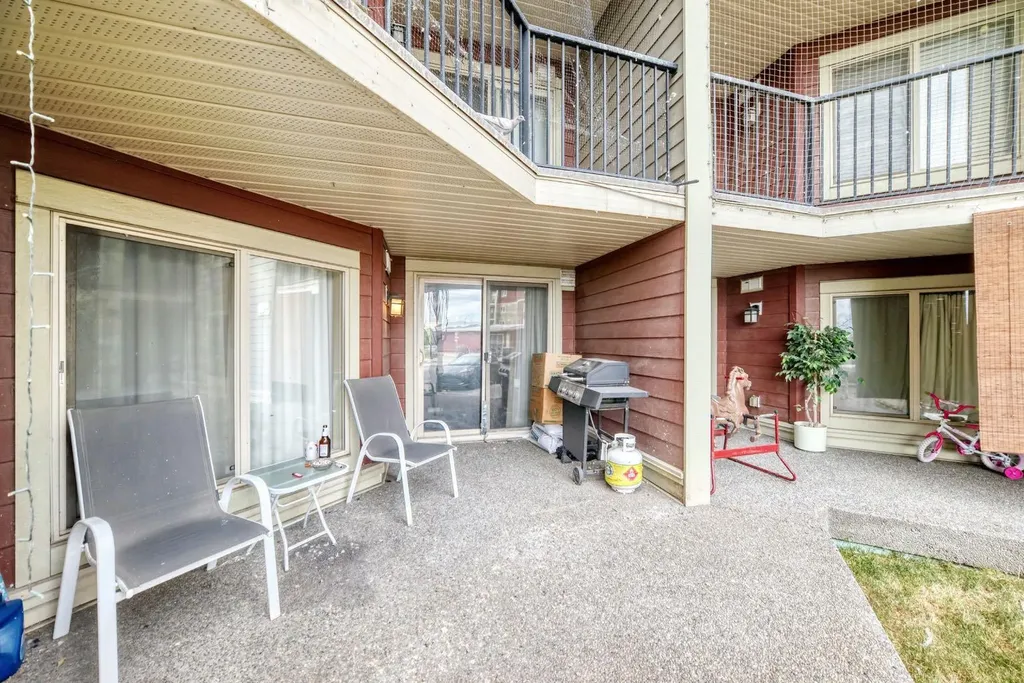 5 Saddlestone Way NE Calgary AB T3J 0S2