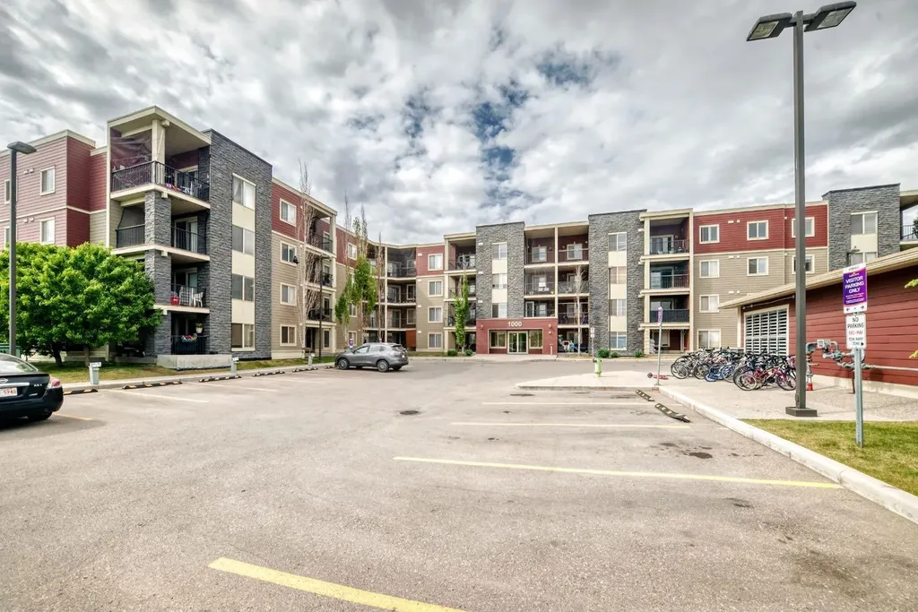5 Saddlestone Way NE Calgary AB T3J 0S2