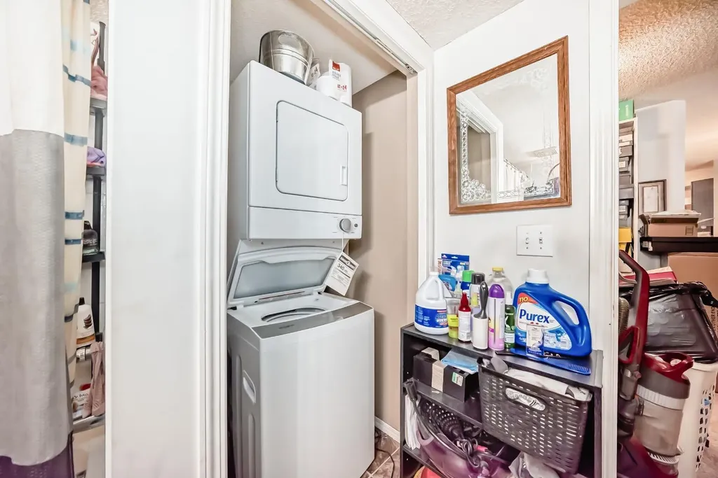 5 Saddlestone Way NE Calgary AB T3J 0S2