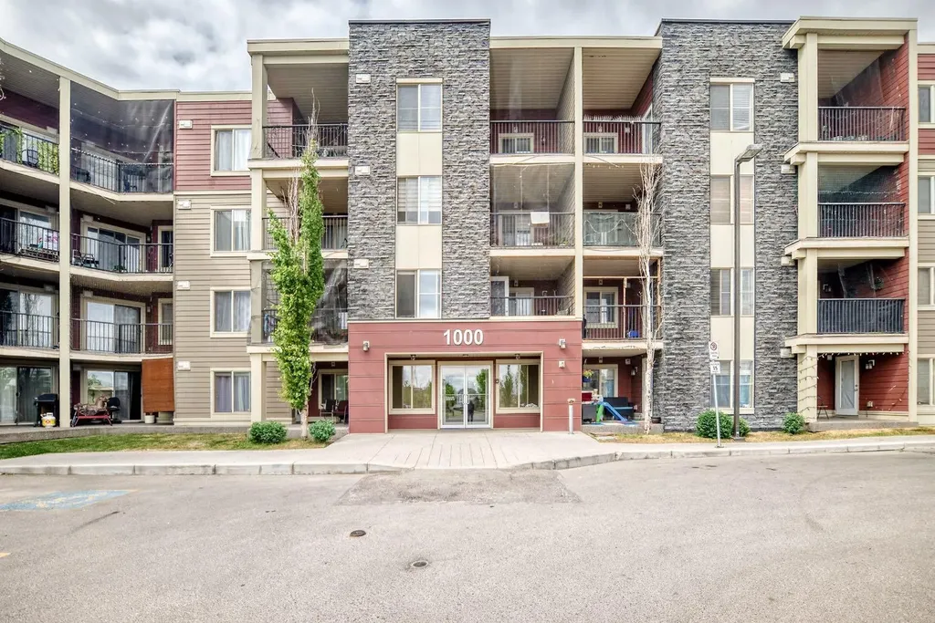 5 Saddlestone Way NE Calgary AB T3J 0S2