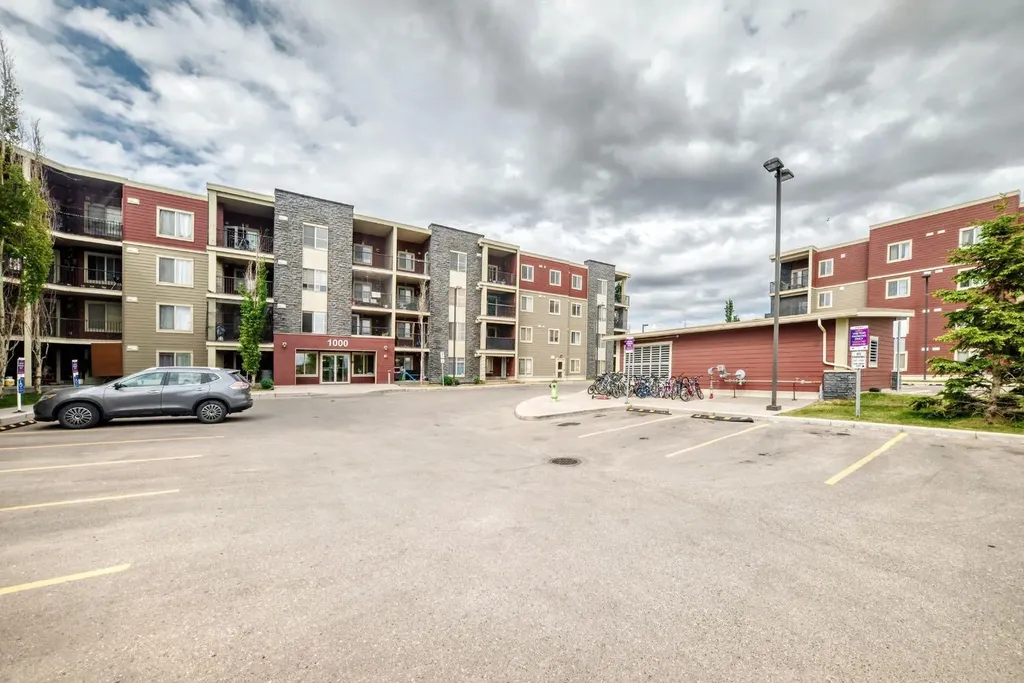 5 Saddlestone Way NE Calgary AB T3J 0S2