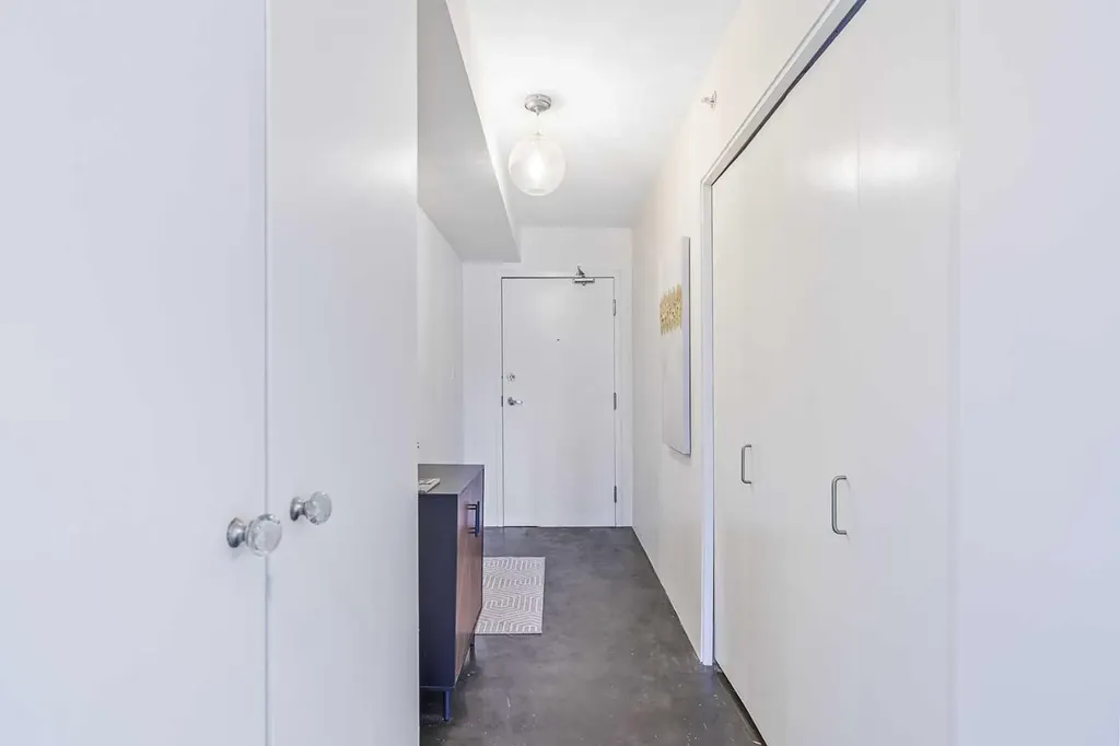 188 15 Avenue SW Calgary AB T2R1S4