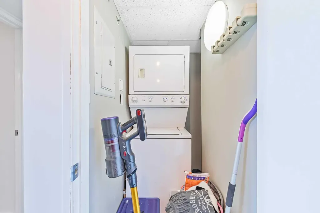 188 15 Avenue SW Calgary AB T2R1S4