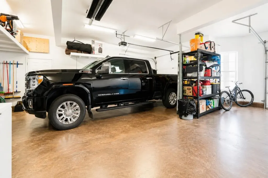 210 Vista Close SE Medicine Hat AB T1B 0C4