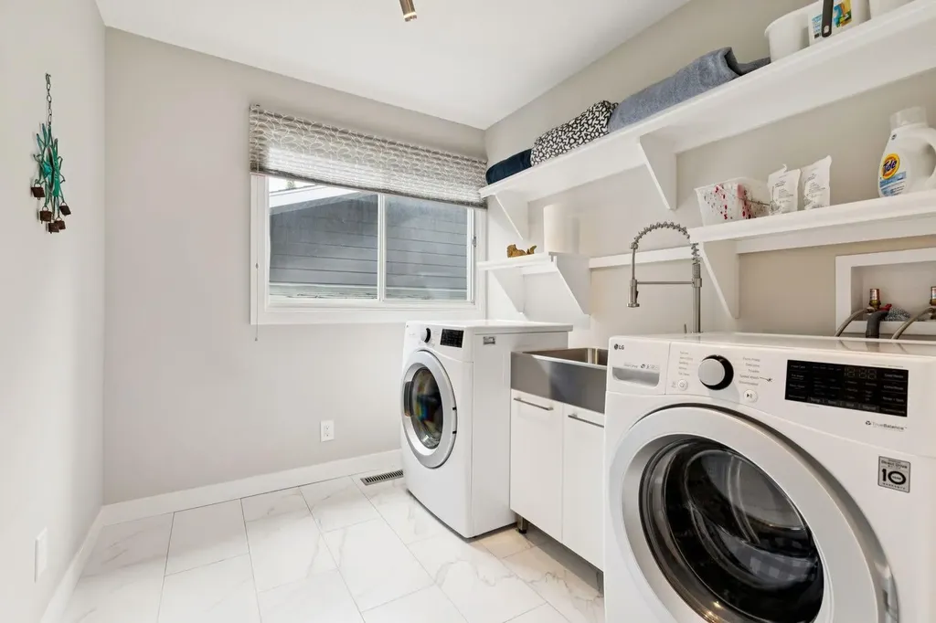 5689 Brenner Crescent NW Calgary AB T2L 1Z3