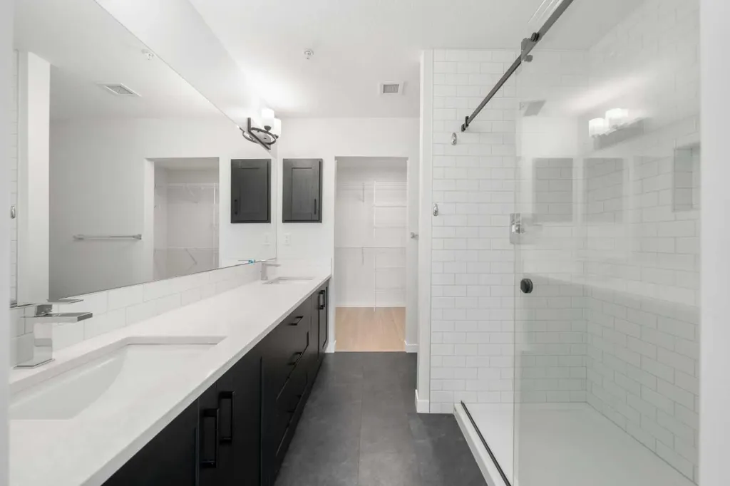 42 Cranbrook Gardens SE Calgary AB T3M 3P9